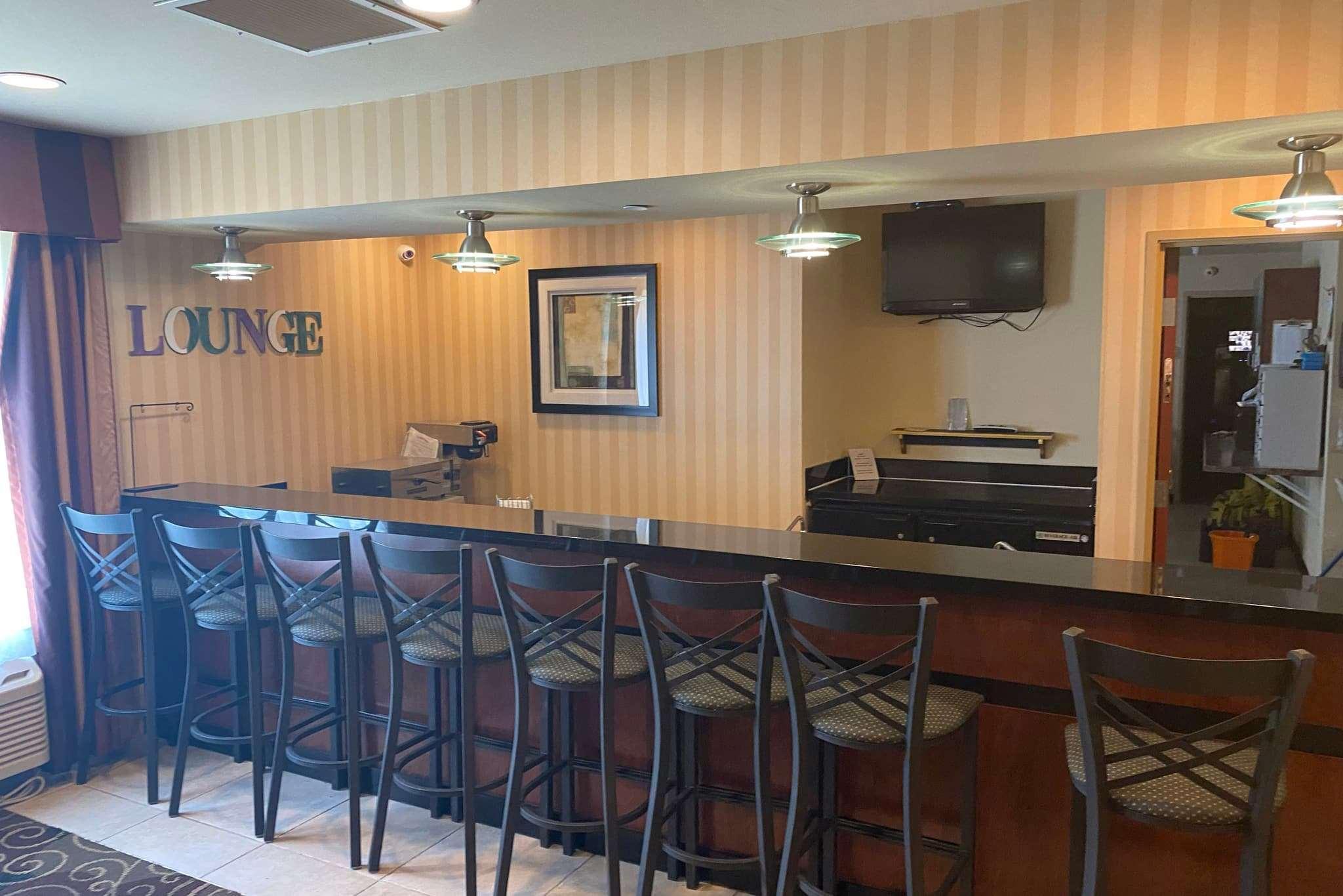 Americinn By Wyndham Oshkosh Ngoại thất bức ảnh