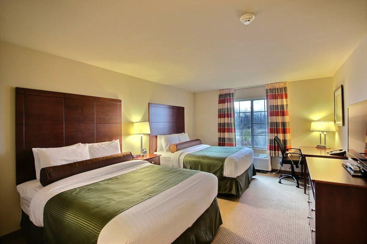 Americinn By Wyndham Oshkosh Ngoại thất bức ảnh