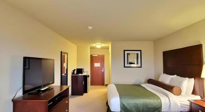 Americinn By Wyndham Oshkosh Ngoại thất bức ảnh